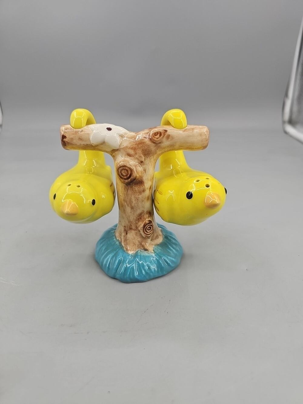 Creative Co-Op Pair Yellow Birds Hanging On Tree Salt & Pepper Shakers